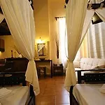 Santa Elena Boutique * La Canea