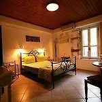 Santa Elena Boutique * Chania (Crete)