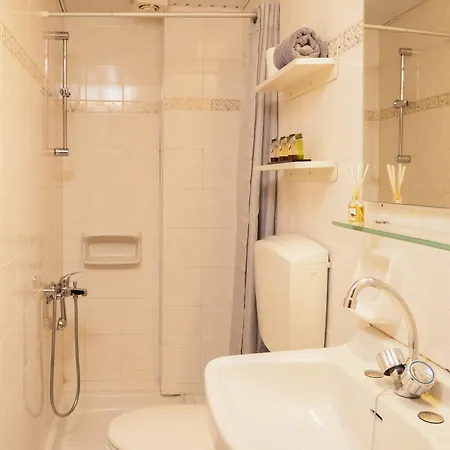 Santa Elena Boutique * חאניה