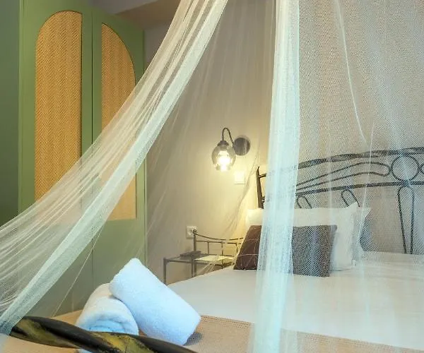 Santa Elena Boutique