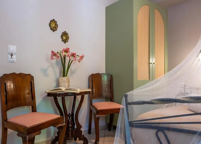 Santa Elena Boutique חאניה